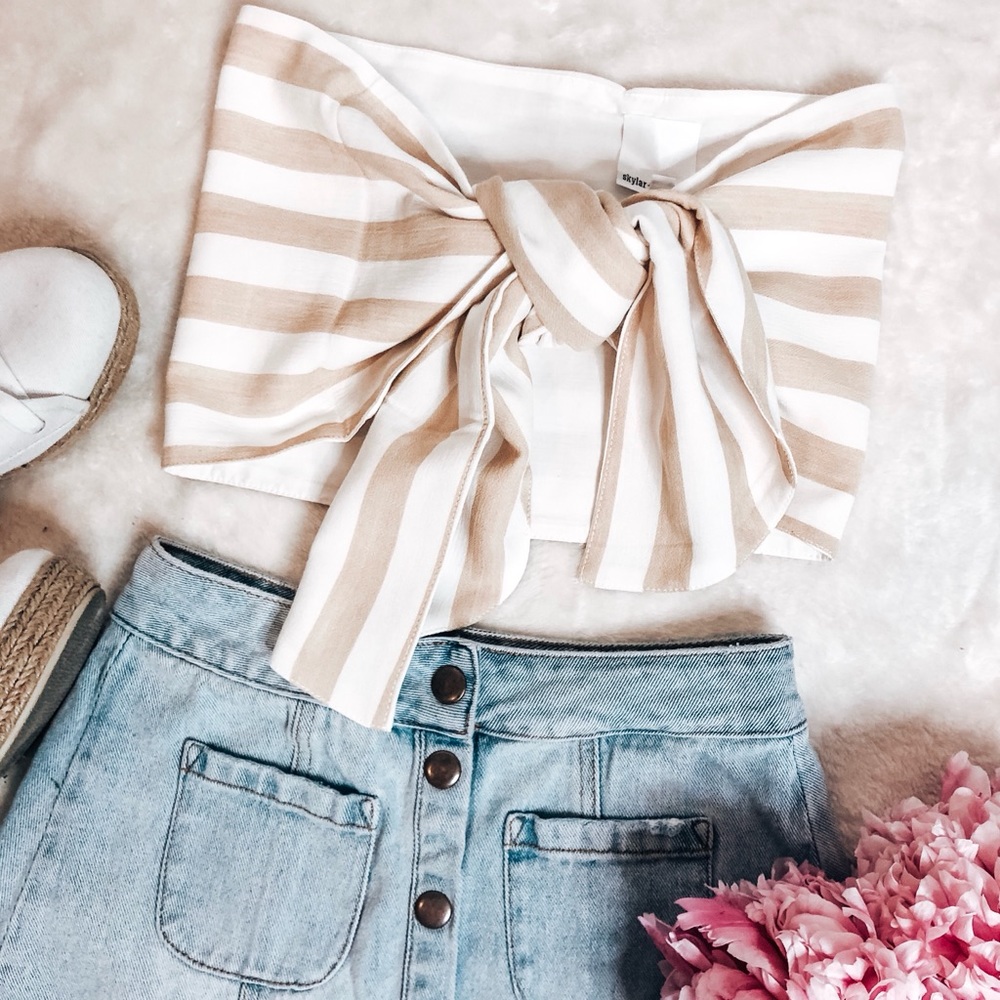 STRIPED FRONT TIE TOP - Picture 6 of 6